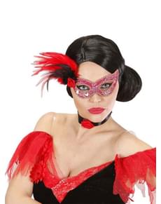 Masque rose avec fleurs et plumes